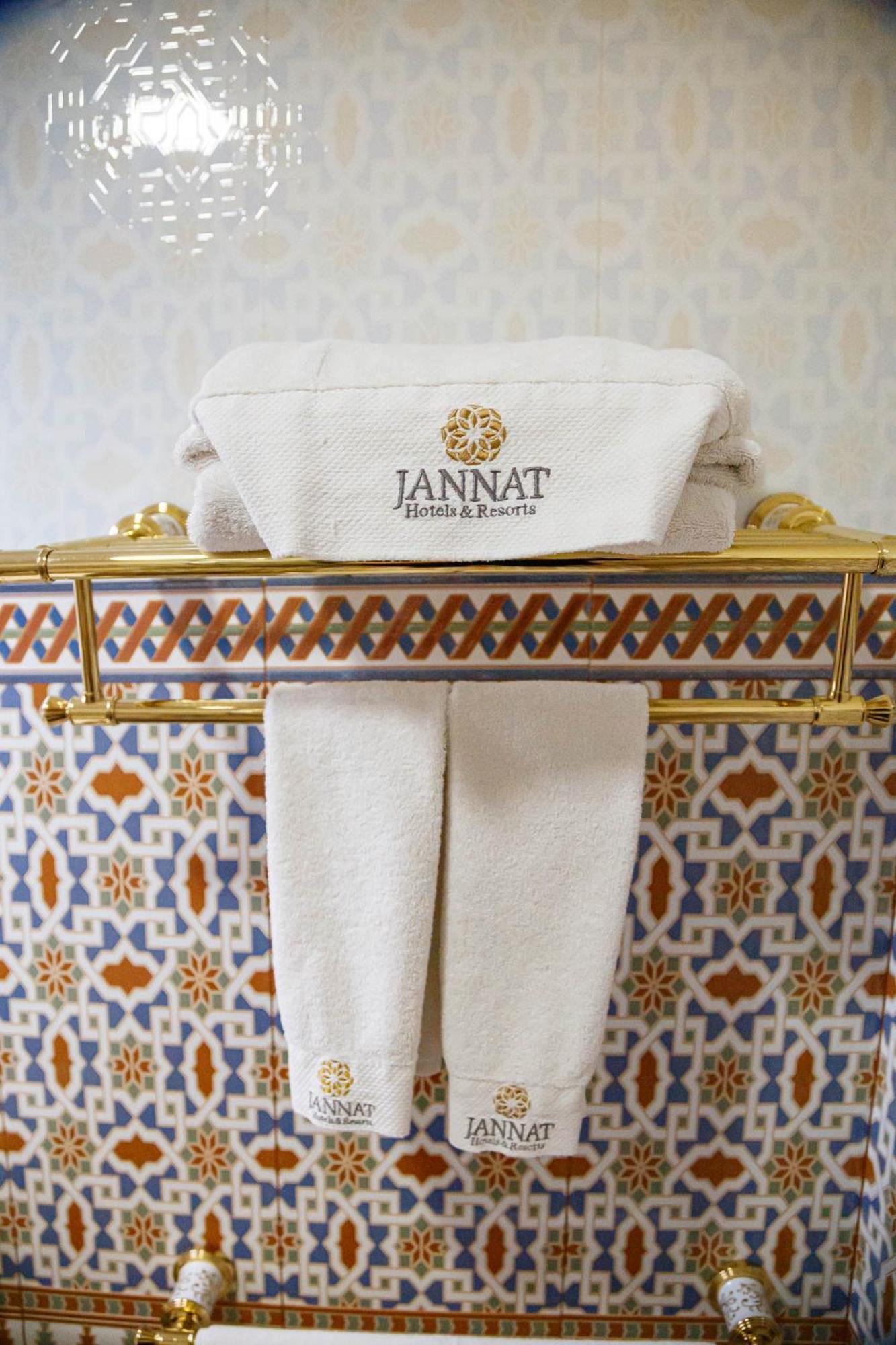 Jannat Resort Osh Oda fotoğraf